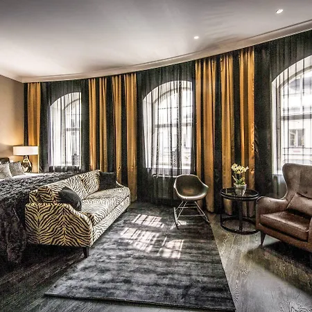 فندق ليلا روبرتس 5*
