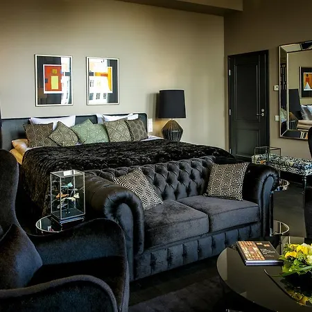 Lilla Roberts Hotel