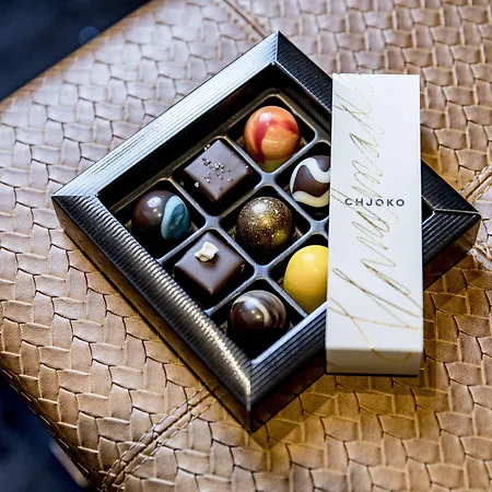 ليلا روبرتس 5*