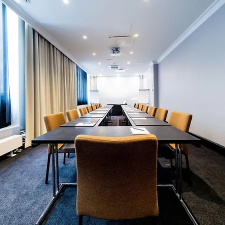 Lilla Roberts מלון הלסינקי